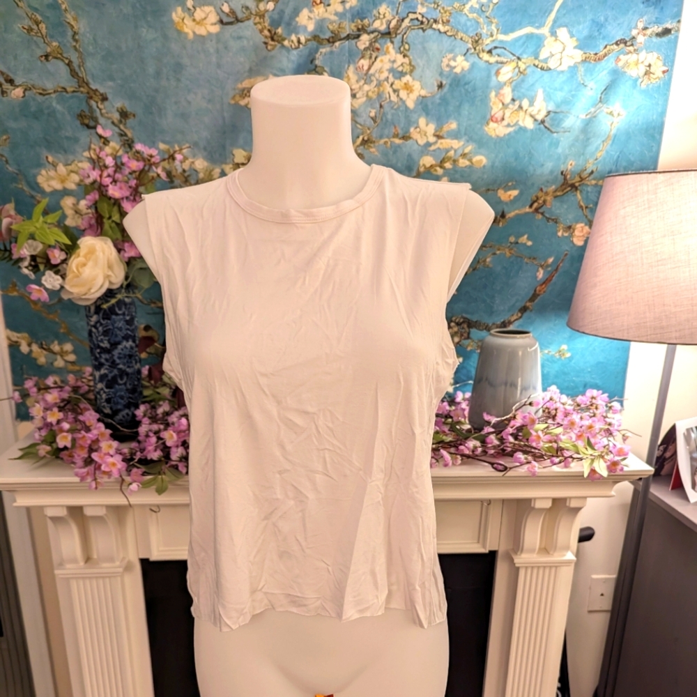 Softwear NWT L muscle tank.